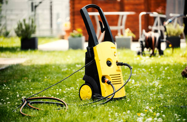Best Fence Cleaning  in Mayflower Village, CA